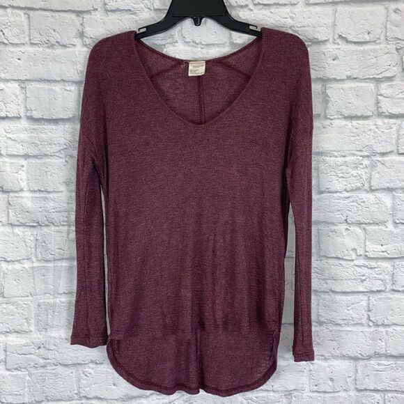 Essentials by full tilt Longsleeve scoopneck hi low lightweight ribbed top sz XS - Picture 1 of 7